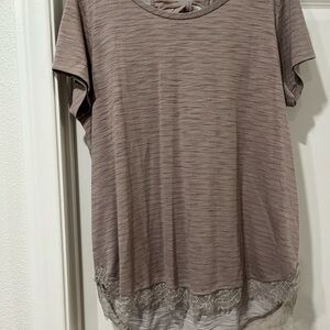 LC Lauren Conrad Mauve Lace Trim Tee